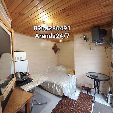 Дом С Удобствами Apartment Cherkasy Ngoại thất bức ảnh
